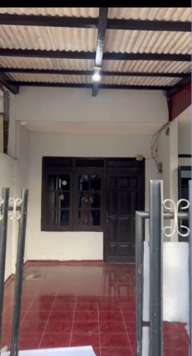 Disewakan Rumah Murah di Surabaya Kota, Surabaya, LT 153m²