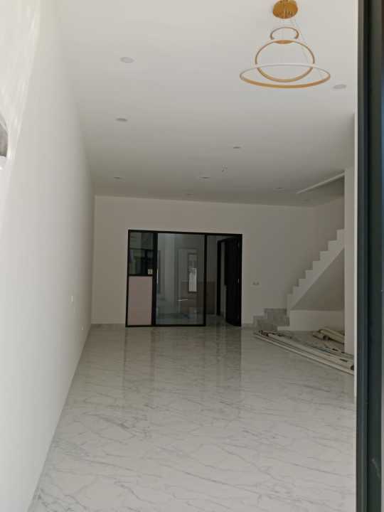 Rumah Minimalis Disewakan di Surabaya Kota, Surabaya, Harga Ekonomis