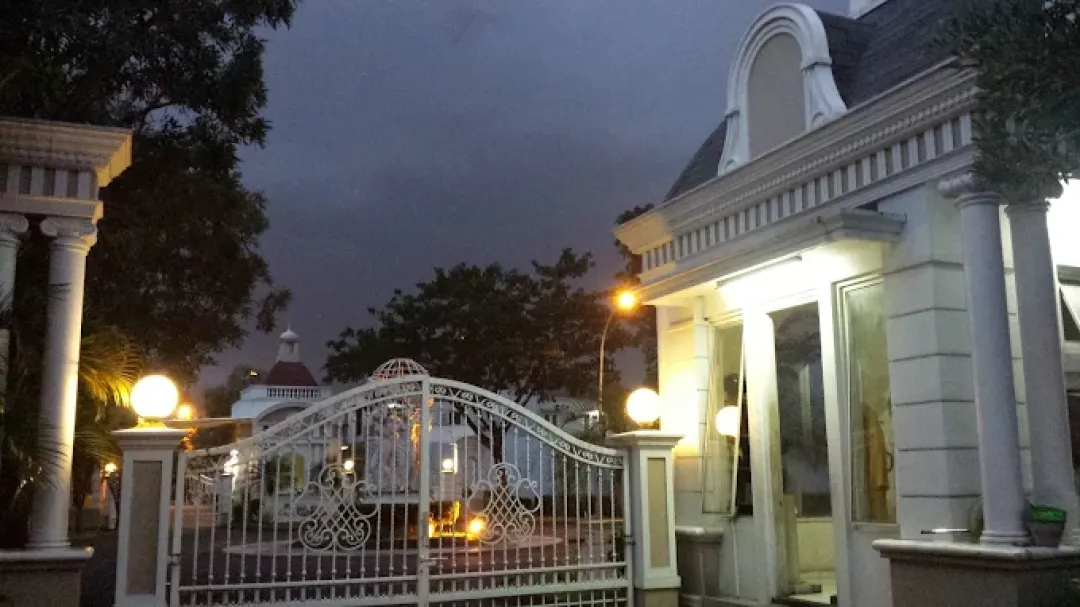 Disewakan Rumah Murah di Lakarsantri, Surabaya, LT 200m²