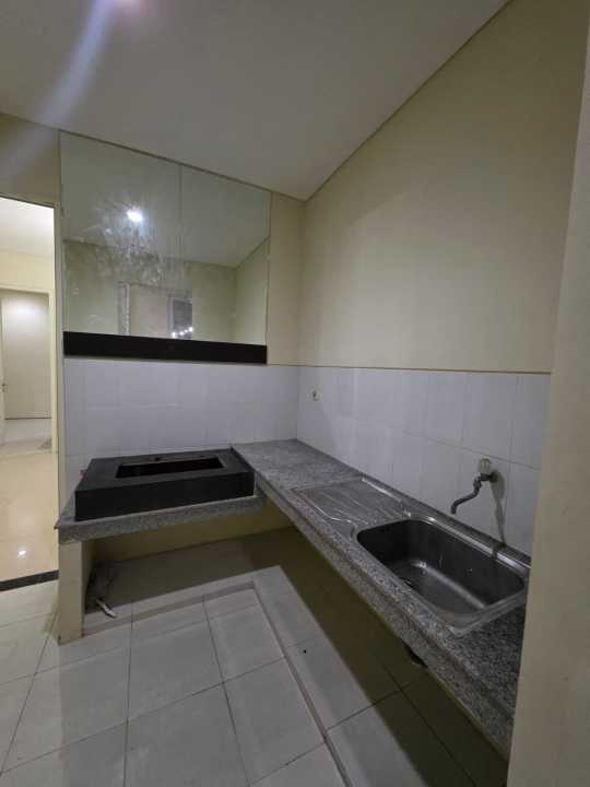 Rumah Sewa Nyaman Lokasi Lakarsantri, Surabaya, LB 220m²