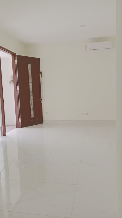 Rumah Sewaan Murah di Wiyung, Surabaya, 3 KT, Harga 60 Juta /tahun