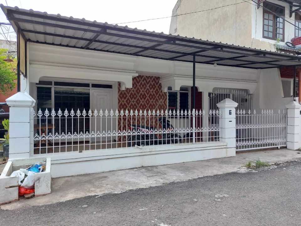 Rumah Minimalis Disewakan di Surabaya Kota, Surabaya, Harga Ekonomis