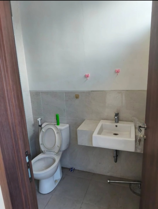 Rumah Minimalis Disewakan di Sambikerep, Surabaya, Harga Ekonomis