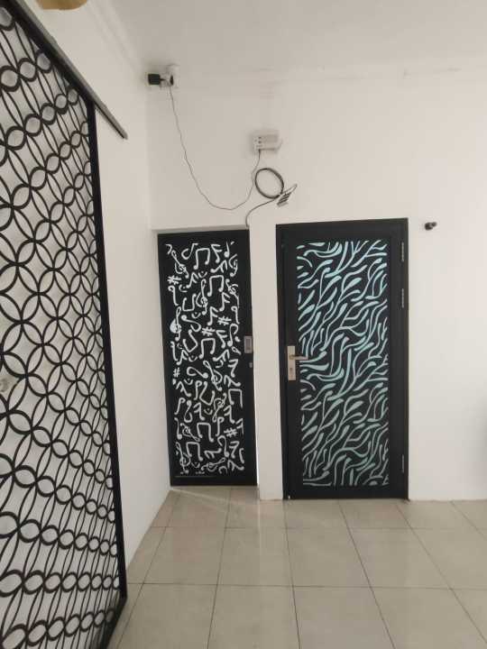 Dikontrakkan Rumah Murah di Rungkut, Surabaya, LT 120m²