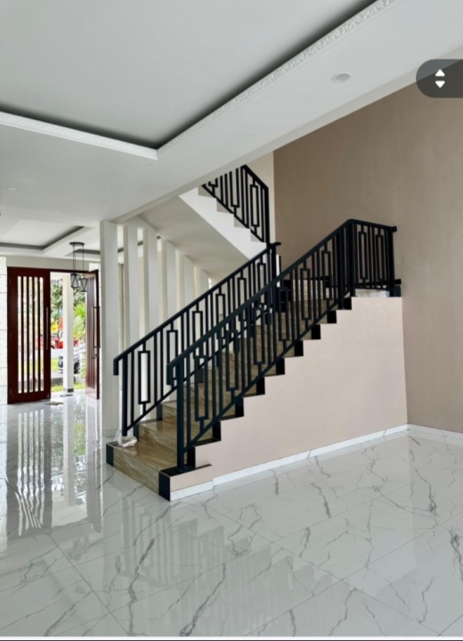 Dikontrakkan Rumah Terjangkau di Wiyung, Surabaya, LT 263m²