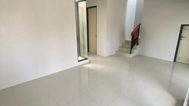Promo Rumah di Pondok Tjandra, Sidoarjo, LB 105m², Harga 1,8 Miliar