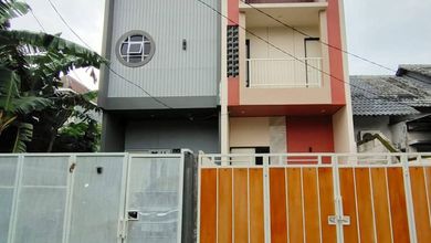 Rumah Dijual di Rungkut, Surabaya, LB 50m², Harga Terbaik!