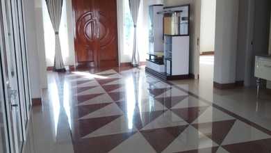 Kesempatan Eksklusif, rumah Prestisius di Surabaya Kota, Surabaya, LB 500m²