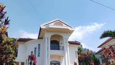 Jual Villa Puncak Trawas 2 Lantai Lokasi Sejuk Asri