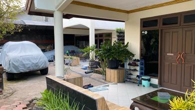 Rumah Area Luxury Wonocolo, Surabaya - Harga Menarik 11,5 Miliar