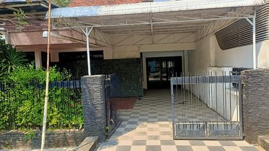 For Sale rumah Premium di Wonocolo, Surabaya - LT 264m²