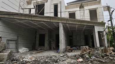 Rumah Siap Pakai di Area Jemursari, Surabaya, LT 57m²