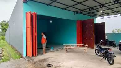 Dijual Toko Sangat Strategis Pasti Cuan Nol Jalan Raya 