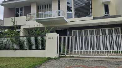 Rumah Area Luxury Wiyung, Surabaya - Harga Menarik 8,5 Miliar