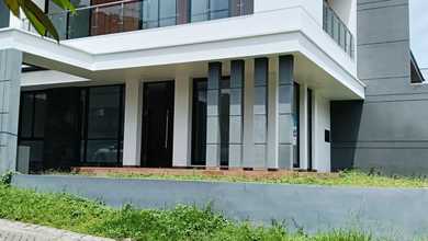 Hunian Elite di Kawasan Citraland, Surabaya, LB 303m², Harga 4,2 Miliar