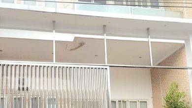 Jual Rumah Megah Luas 157 m2 Area Sutorejo, Surabaya