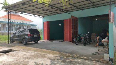 Dijual Gudang Letak Strategi Nol Jalan Raya