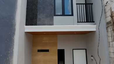 Kesempatan Rumah di Rungkut, Surabaya, LB 50m², Harga 575 Juta