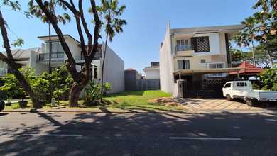 Jual Tanah Lokasi Strategis, LT 300 m2