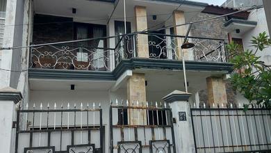 Penawaran Eksklusif, rumah Mewah di Darmo permai, Surabaya, LB 400m²