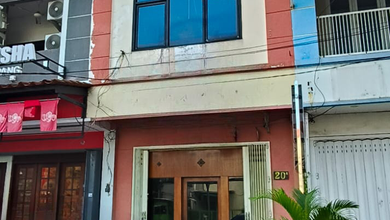 Dijual Cepat Ruko Tiga Lantai Darmo Permai