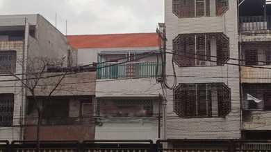 Jual Ruko Tiga Tingkat Lokasi Strategis Jalan Pasar Kembang, Kupang Krajan, Surabaya, Jawa Timur