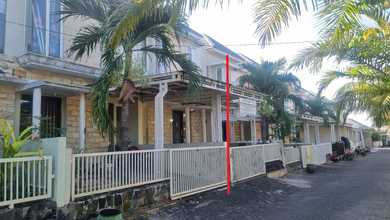 Rumah Minimalis Harga Ekonomis di Menganti, Gresik, LB 72m²