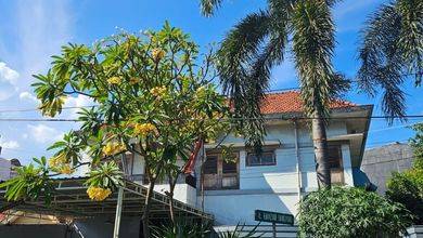  
 	
Sewa Rumah Area Strategis dan Favorit Kawasan Surabaya