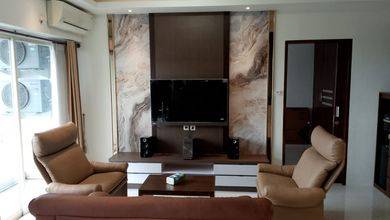 For Rent: Stylish 2-Bedroom Apartemen (108 sqm) in Wiyung, Surabaya – Prime Location [smartweb-furniture