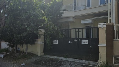 Kesempatan Langka, rumah Prestisius di Citraland, Surabaya, LB 300m²
