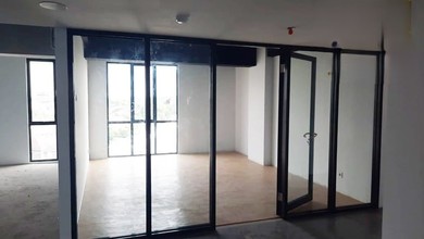 Disewakan Murah Ruang Office The Royal Residence