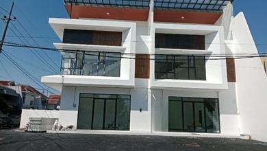 Disewakan Ruko Wook Grass Manyar Kertajaya 2 Unit Jejer