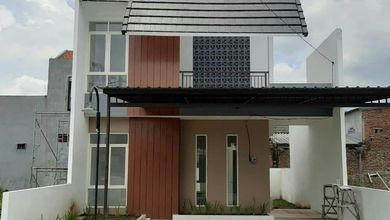 Rumah Eksklusif LT 97 m2, area Krian, Sidoarjo