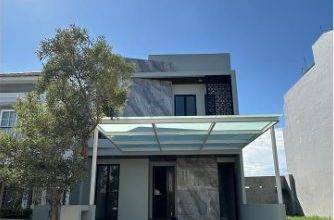 Rumah Premium di Wiyung, Surabaya, Luas 205 m2