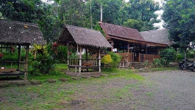 Jual Tanah Area Cluster Banyuwangi Pemandangan Danau dan Taman