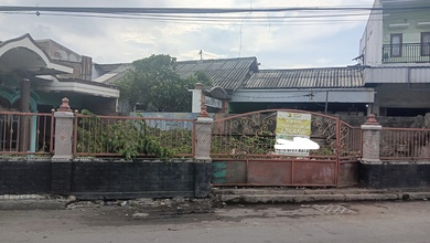 Rumah Dijual di Kenjeran, Surabaya, LB 325m², Harga Terbaik!