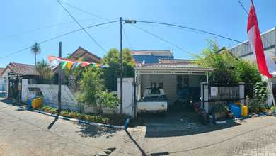 Penawaran Eksklusif, rumah Prestisius di Rungkut Industri, Surabaya, LB 5m²