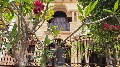 Rumah Area Premium Dukuh Pakis, Surabaya - Harga Menarik 6,5 Miliar