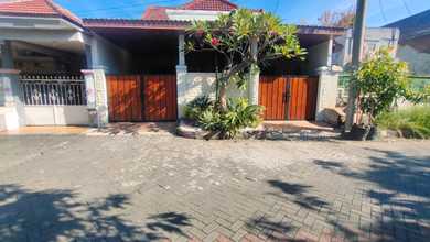 Rumah Favorit di Lakarsantri, Surabaya, 3 KT, Harga 1,1 Miliar