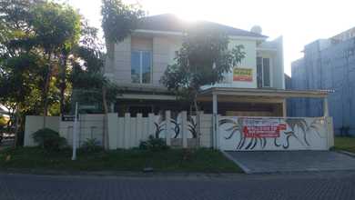 Penawaran Eksklusif, rumah Prestisius di Sambikerep, Surabaya, LB 700m²