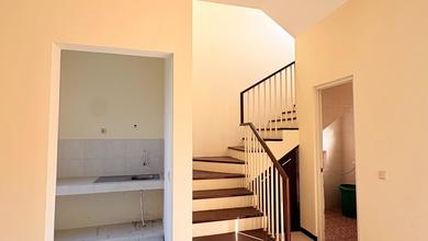 Rumah Idaman di Krian, Sidoarjo, 3 KT, Harga 1 Miliar