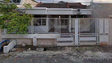 Rumah Dijual di Darmo permai, Surabaya, LB 180m², Harga Kompetitif!