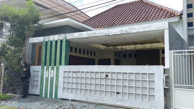 Rumah Dijual di Gubeng, Surabaya, LB 156m², Harga Terbaik!