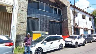 Lelang Gudang Di Jalan Sikatan Surabaya 