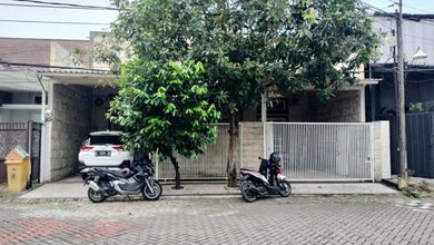 Rumah Dijual di Wonorejo, Surabaya, LB 220m², Harga Terbaik!