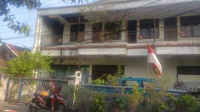 Dijual Rumah Nyaman di Tenggilis Mejoyo, Surabaya - LT 325m²