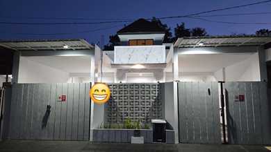 Dijual rumah Eksklusif di Wiyung, Surabaya - LT 200m²