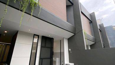 Jual Cepat Rumah Mewah area Surabaya Kota, Surabaya, Luas 105 m2