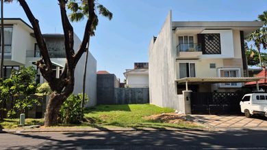 Tanah Luas 300 m2 Kawasan Strategis Wiyung, Dijual Terjangkau
