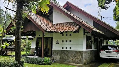 Villa Di Trawas Lokasi Strategis,pemandangan Indah Suasana Sejuk